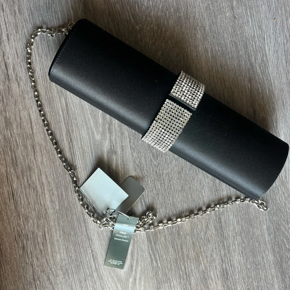 Sleek Black and Silver Wristlet Clutch - Picture 3 of 6